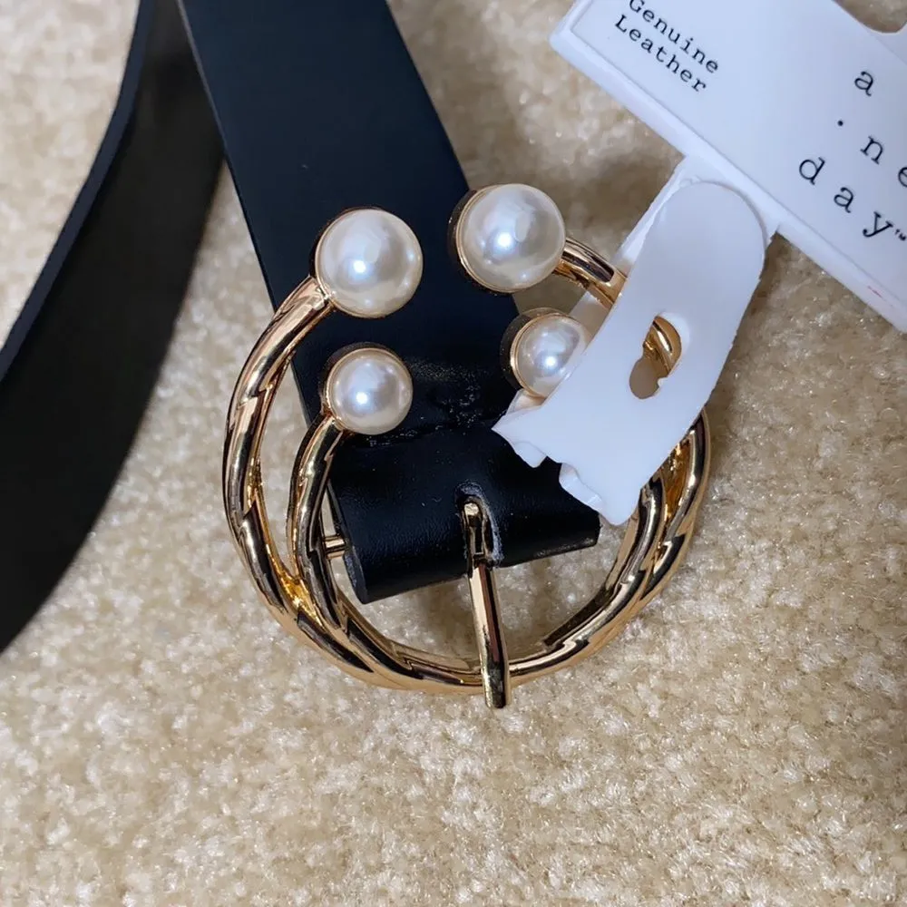 Women’s Black Belt with Goldish Buckle Size S NWT - Image 2