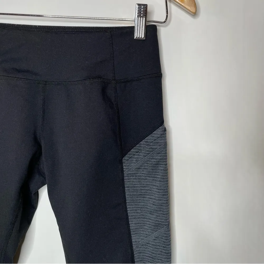 Zella Color Block Leggings‎ with Pockets Small - Image 5