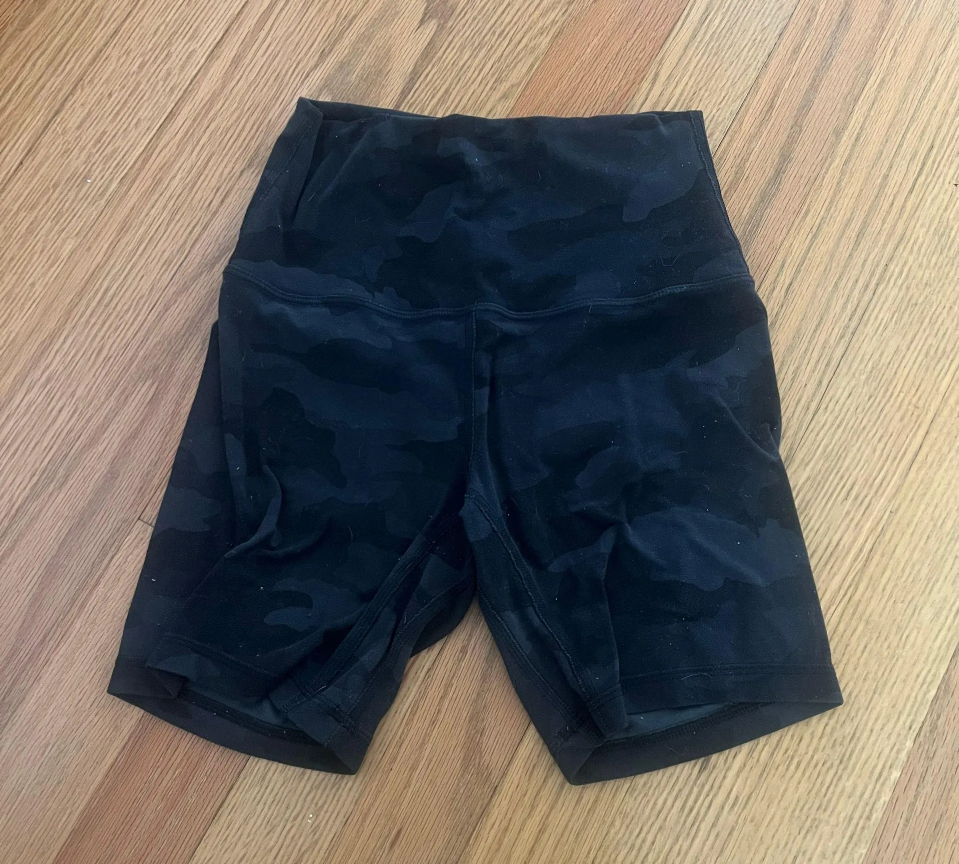 Lululemon Align Shorts 6” - Image 2