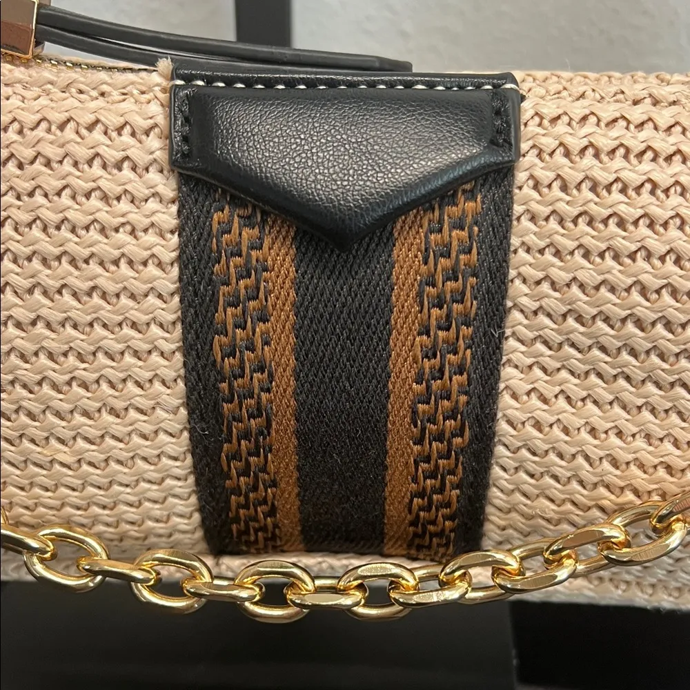 Aldo | Woven Shoulder Bag w/ Crossbody Strap - Image 4