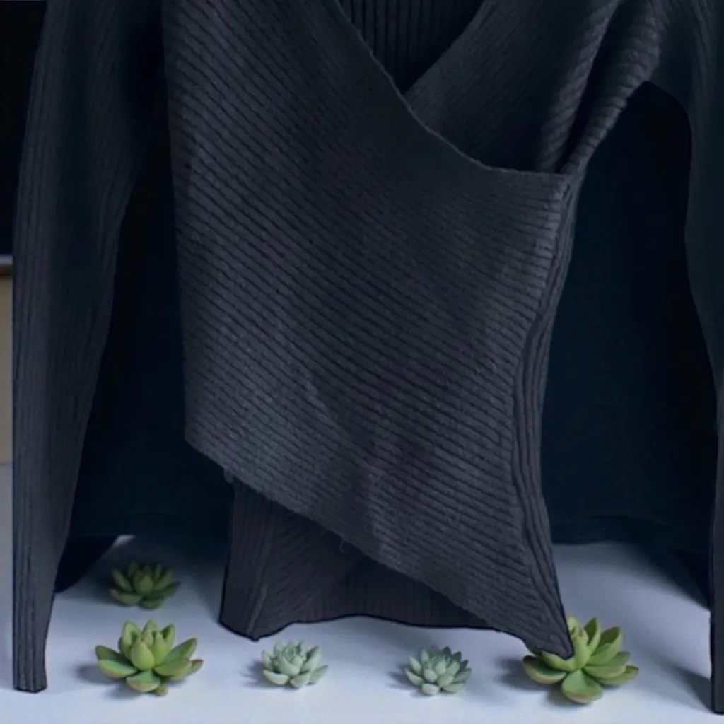 ASTAR The Label Elia Mock Neck Cutout Sweater Black Size XS - Image 9