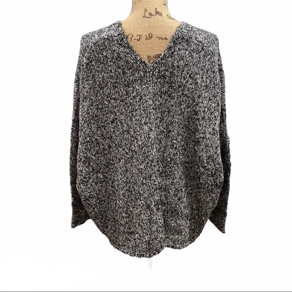 MATILDA JANE Hello Lovely MARVELOUS MARLED VEE Black Gray Oversized Sweater XS - Image 4