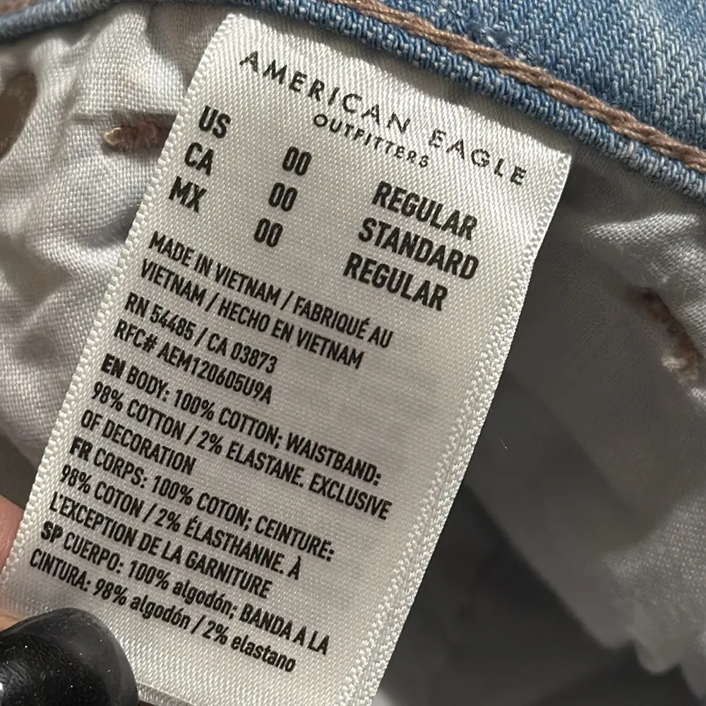 American Eagle regular 24W size 00 comfort stretch waistband sea salt mom jeans - Image 10