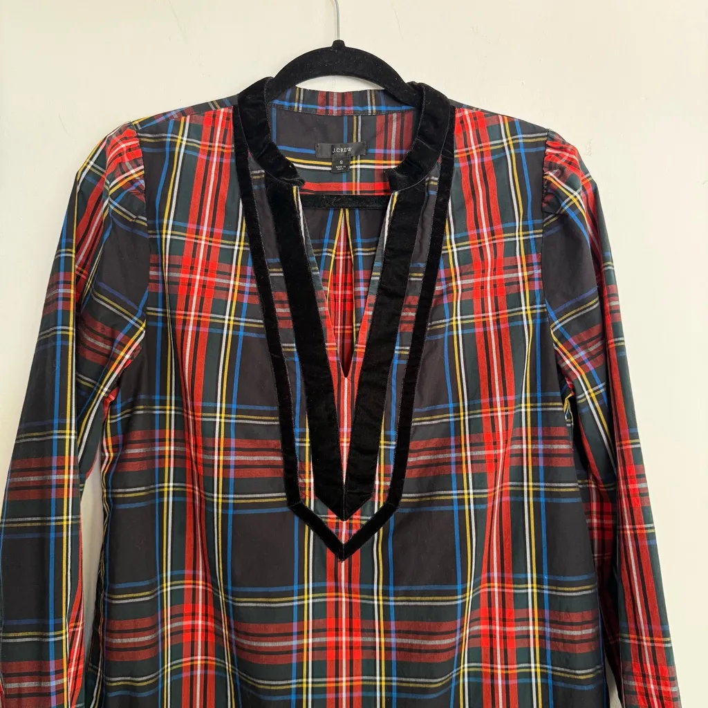 J. CREW Velvet Trimmed V-neck Tunic Blouse Top Red Christmas Plaid Holiday Small - Image 2