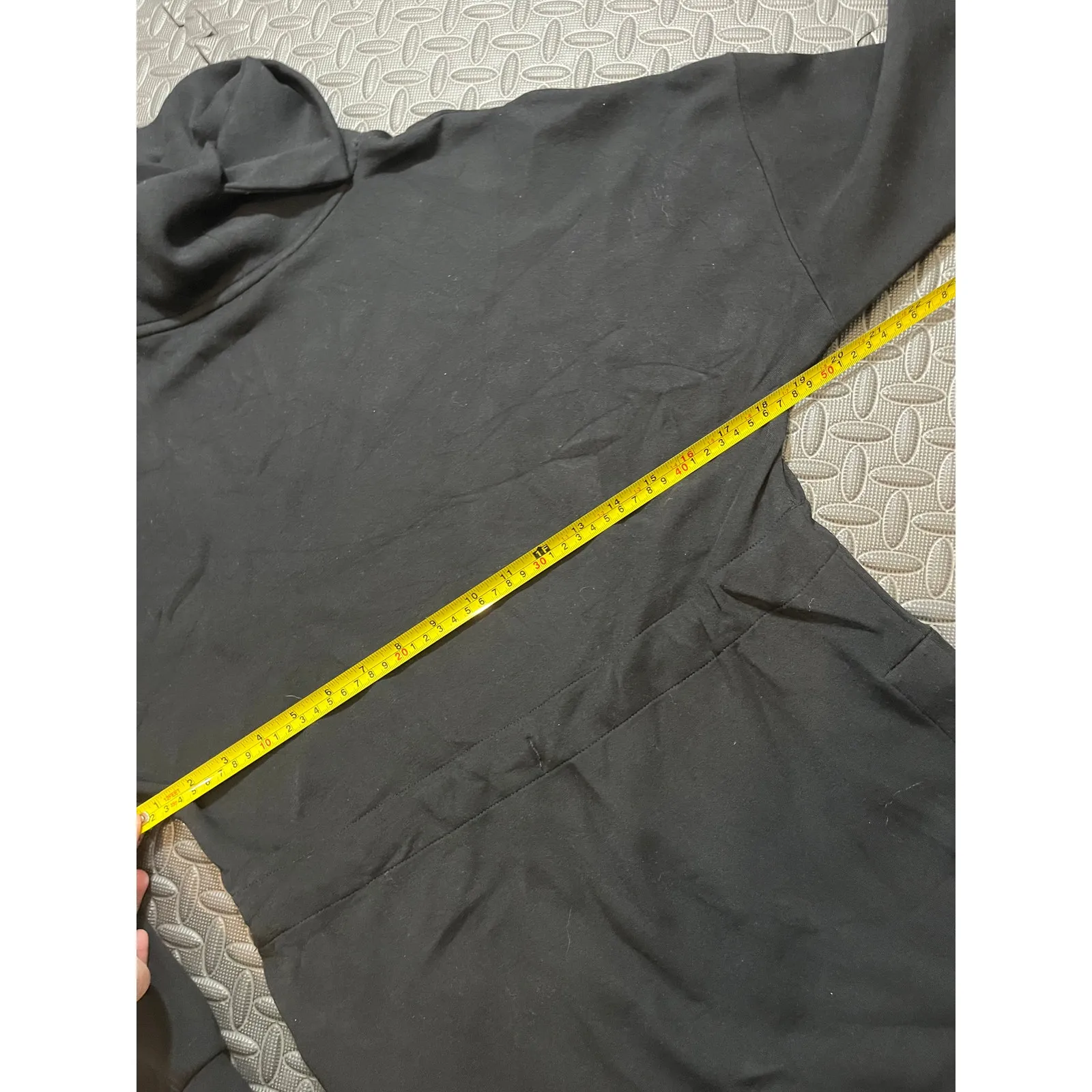 Varley Adelaine Sweatshirt Black Performance Athletic Revolve‎ Womens XS - Image 9