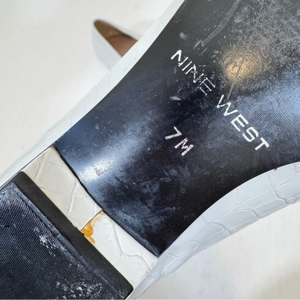 Vintage Nine West White Croc Embossed Leather Pointed Toe Loafers Womens 7 Flats - Image 6