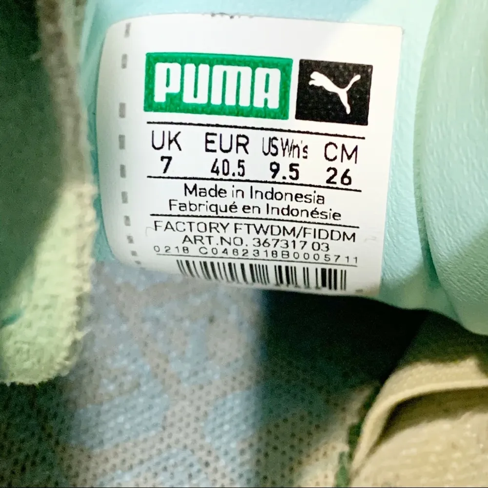 Puma Leather Womens Size 9.5 Suede Bow Low Top Sneaker - Image 7