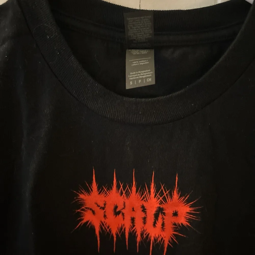 Black graphic T-Shirt with Red Design - Image 2