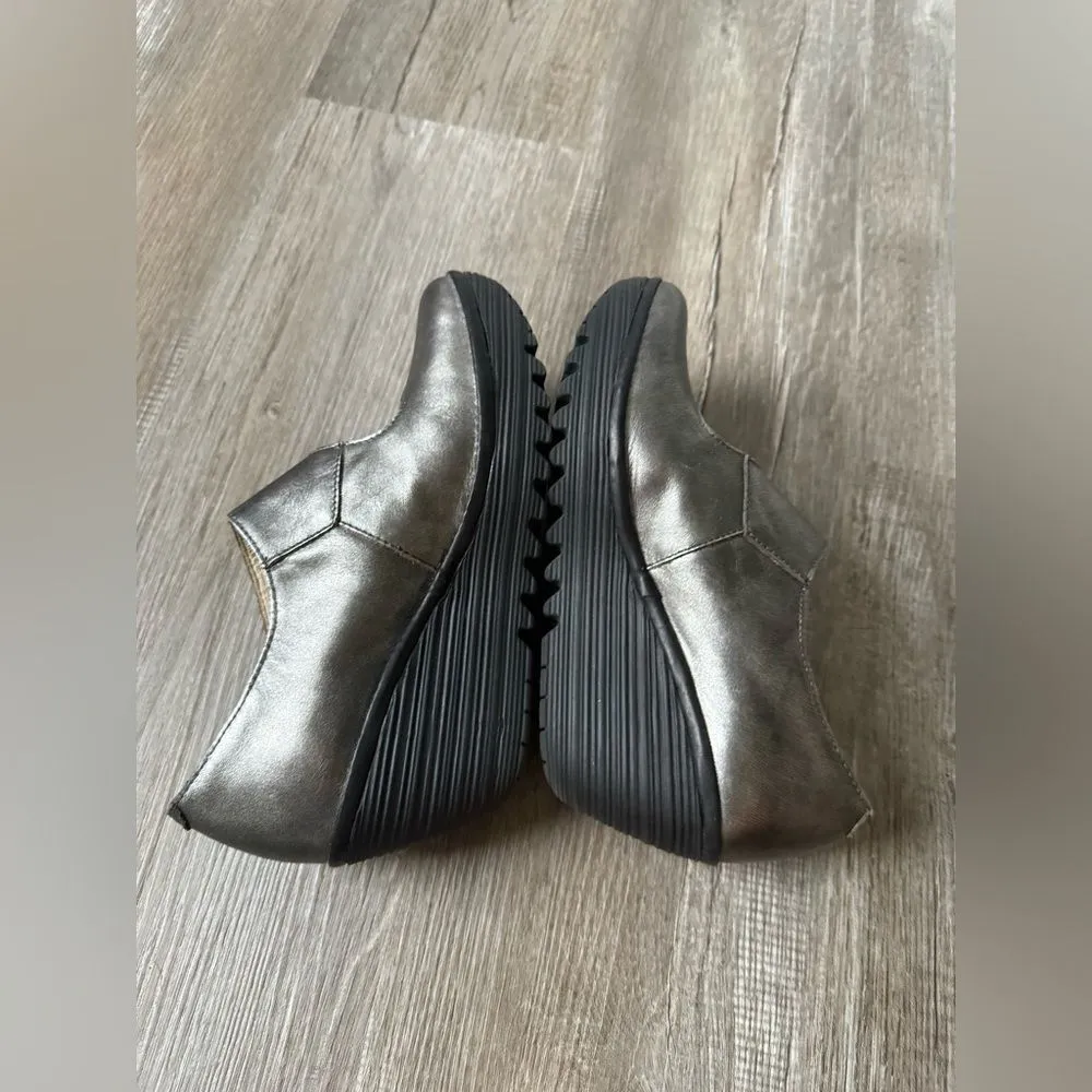 Fly London Metallic Silver Yasi Wedge Mary Jane Style Shoes Mule Size Eur 38 7.5 - Image 9