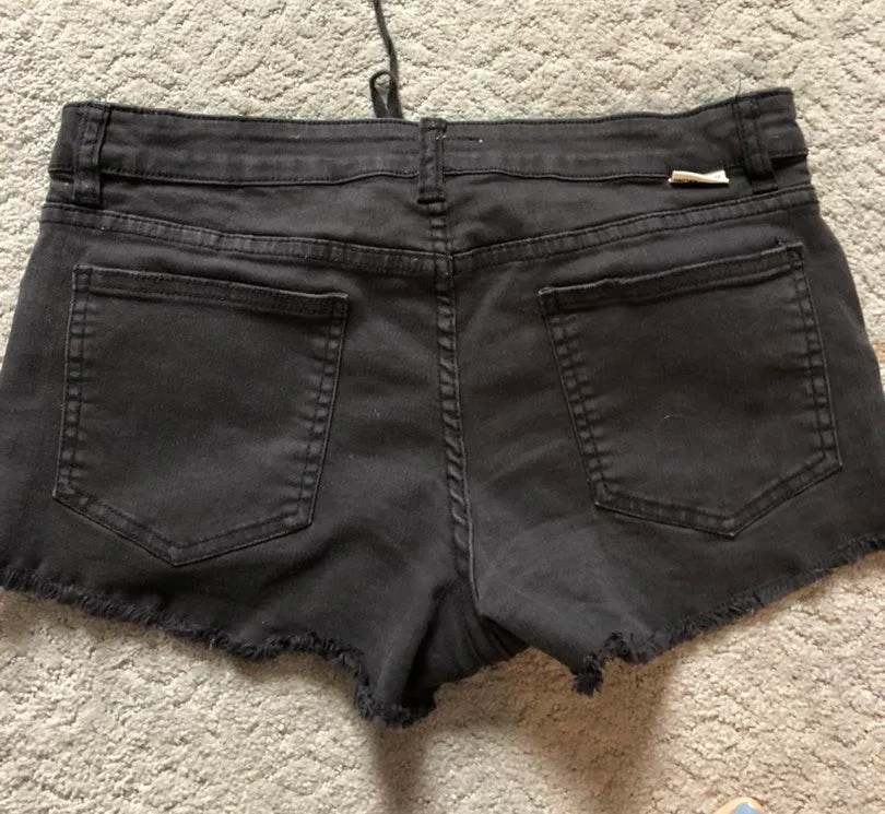 Billabong Shorts - Image 4