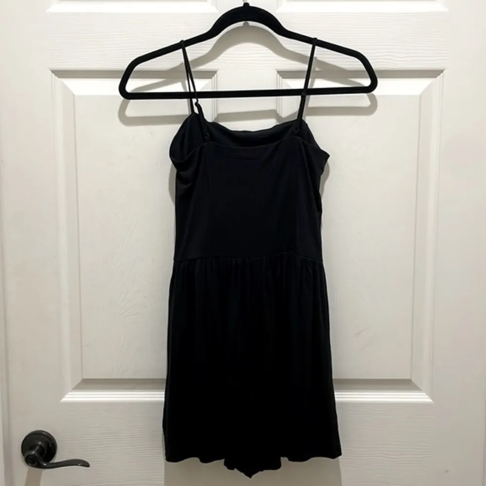 NWT- H&M Black Spaghetti Strap Romper - Image 2