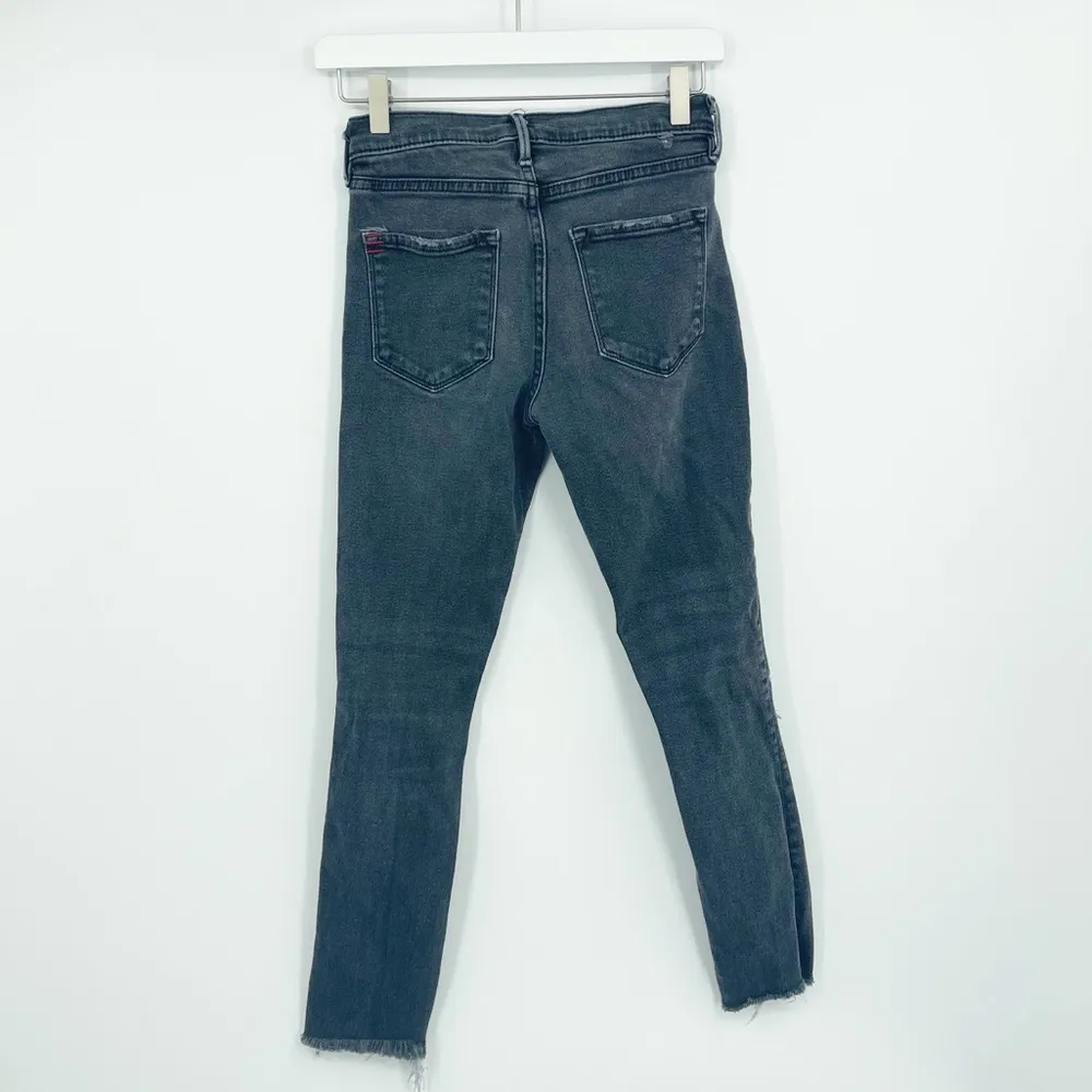 Urban Outfitters BDG Crop Twig High Rise Distressed Jeans SZ 25 - Image 4