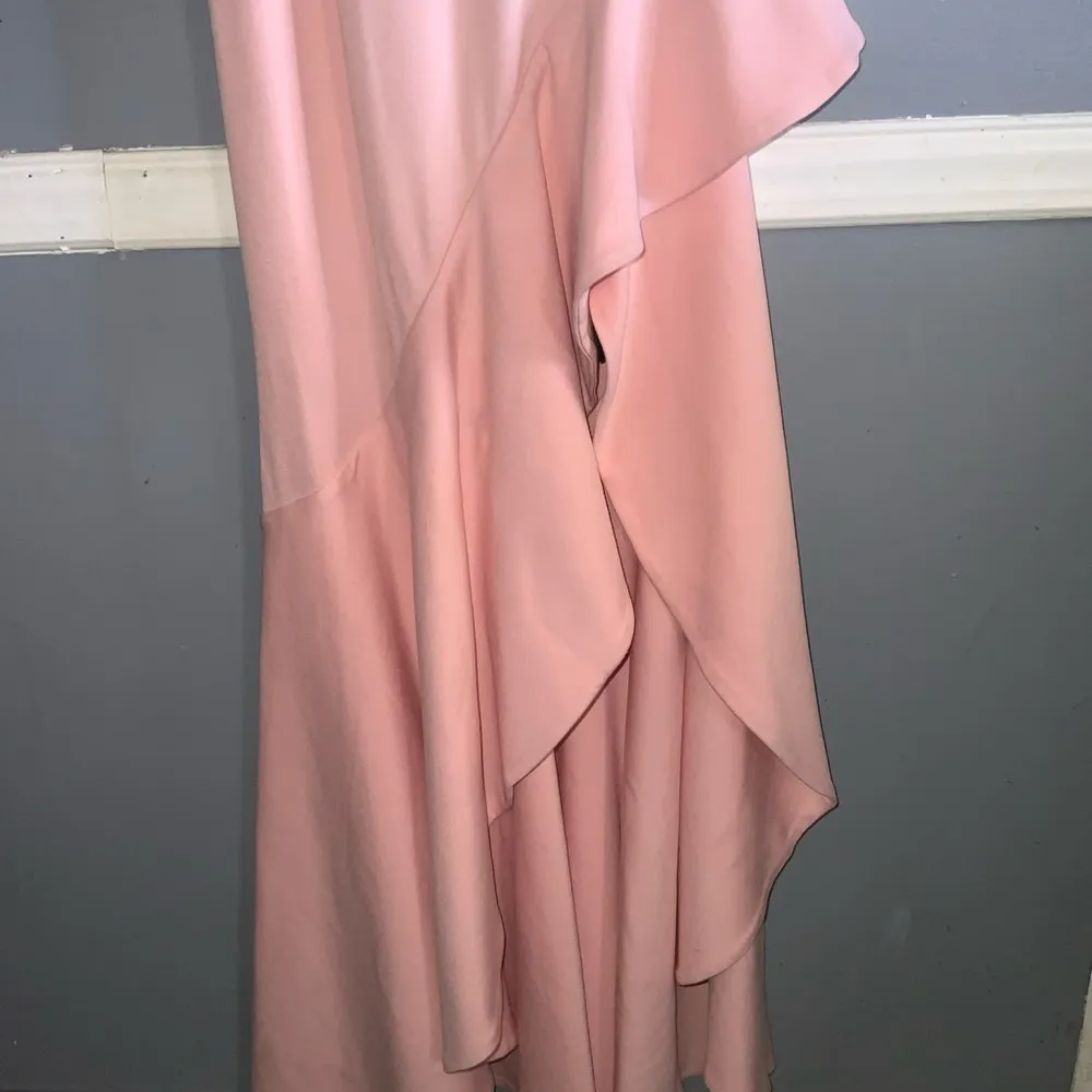 Lovers + Friends Chandler Pink Asymmetrical Strapless Slit Ruffle Gown S - Image 6