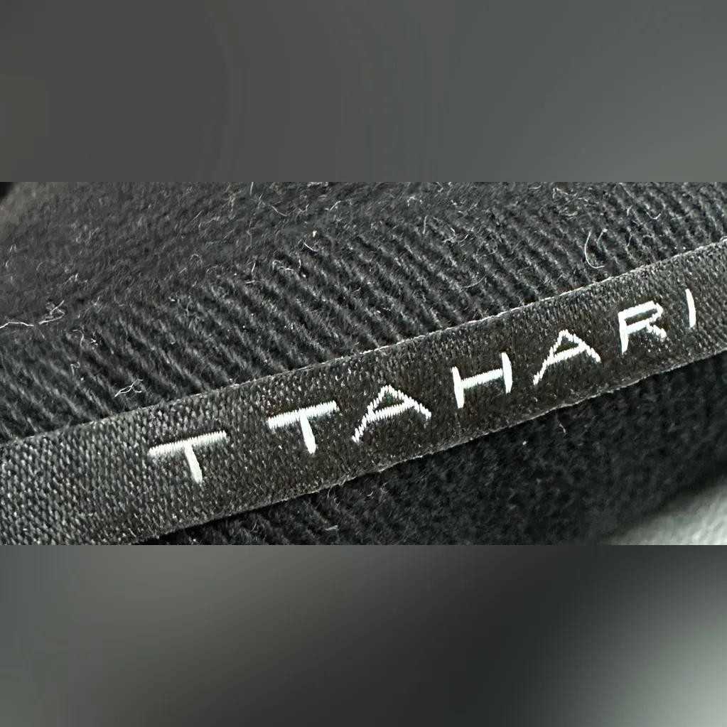 T Tahiri sz XL black half sleeve blazer - Image 3