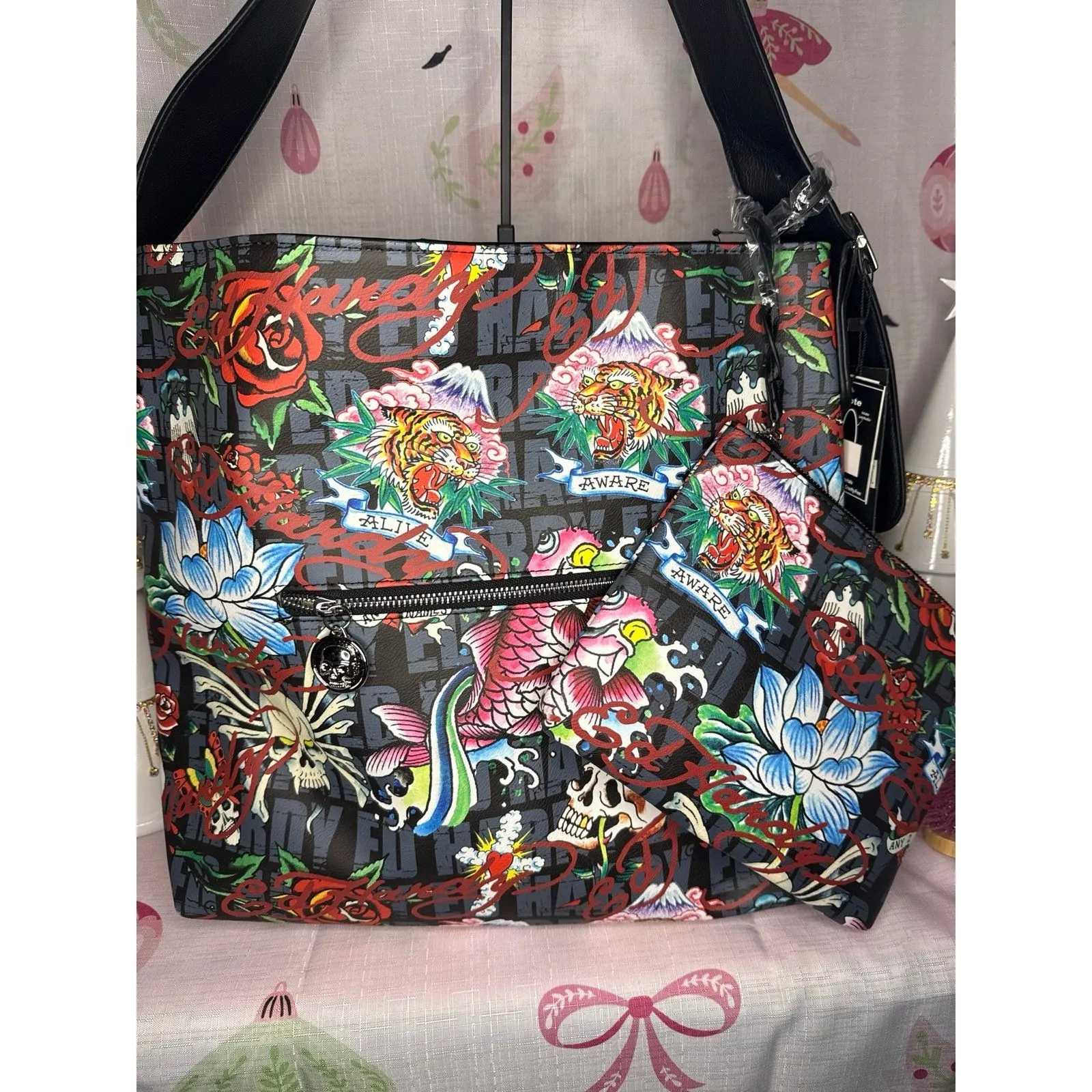 Ed Hardy Shoulder / Hobo Bag with Matching Pouch - Image 5