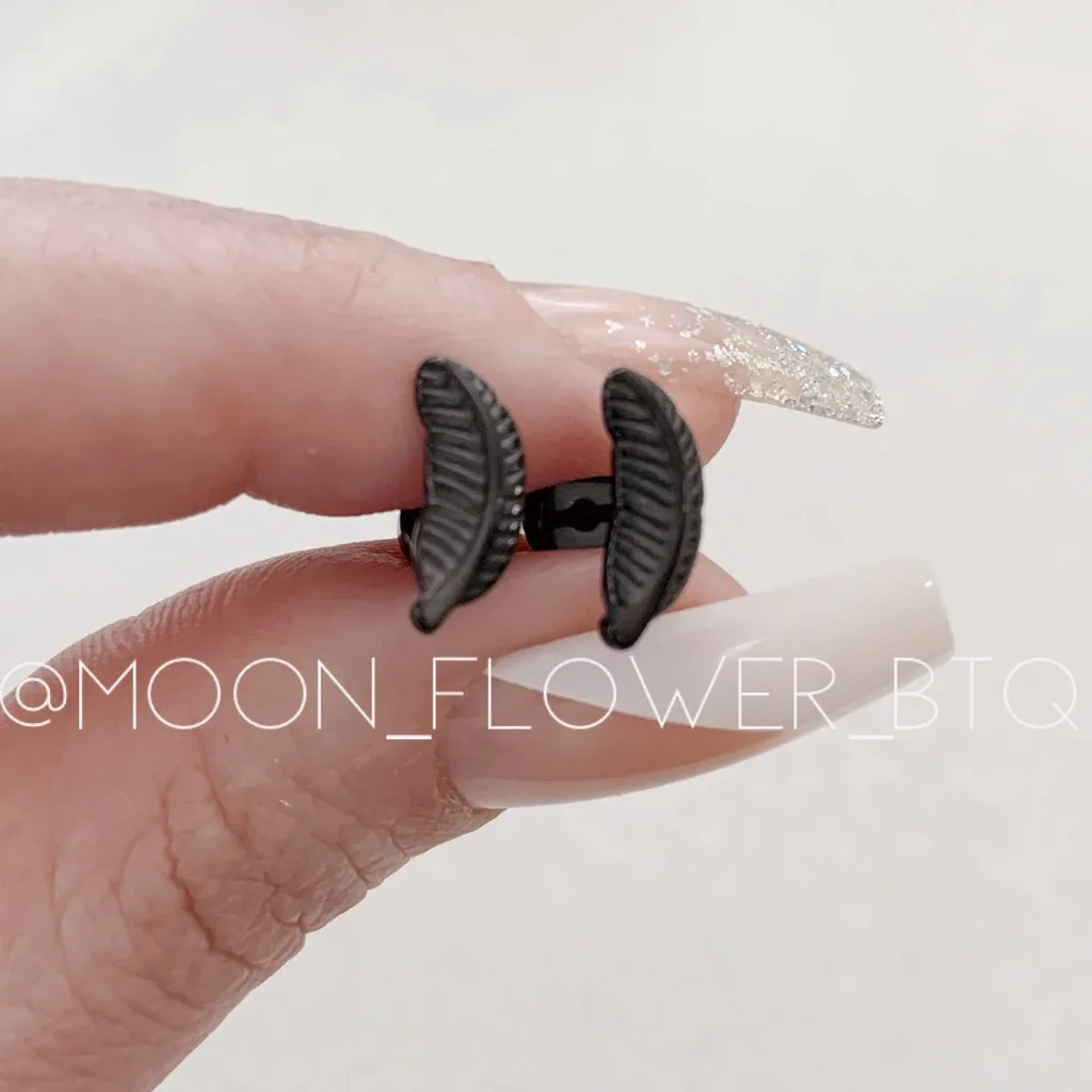 Black Stainless Steel Feather Flat Back Earrings - Image 4