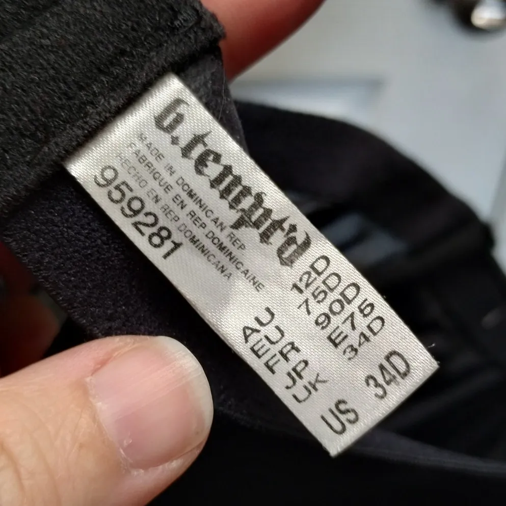 B. Tempt'd Wacoal 34D Black Future Foundation Backless Strapless Bra 959281 NWT Size undefined - Image 3