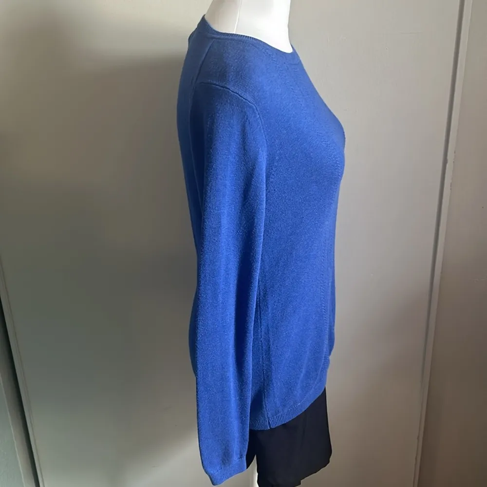 Banana Republic Lightweight Pointelle Crewneck Blue Brushed Cotton Blend Sweater - Image 3