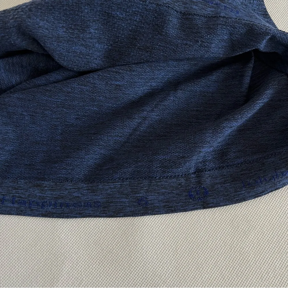 Lululemon Athletica Swiftly Tech Size 6 Racerback Seamless Sleeveless Navy Blue - Image 11