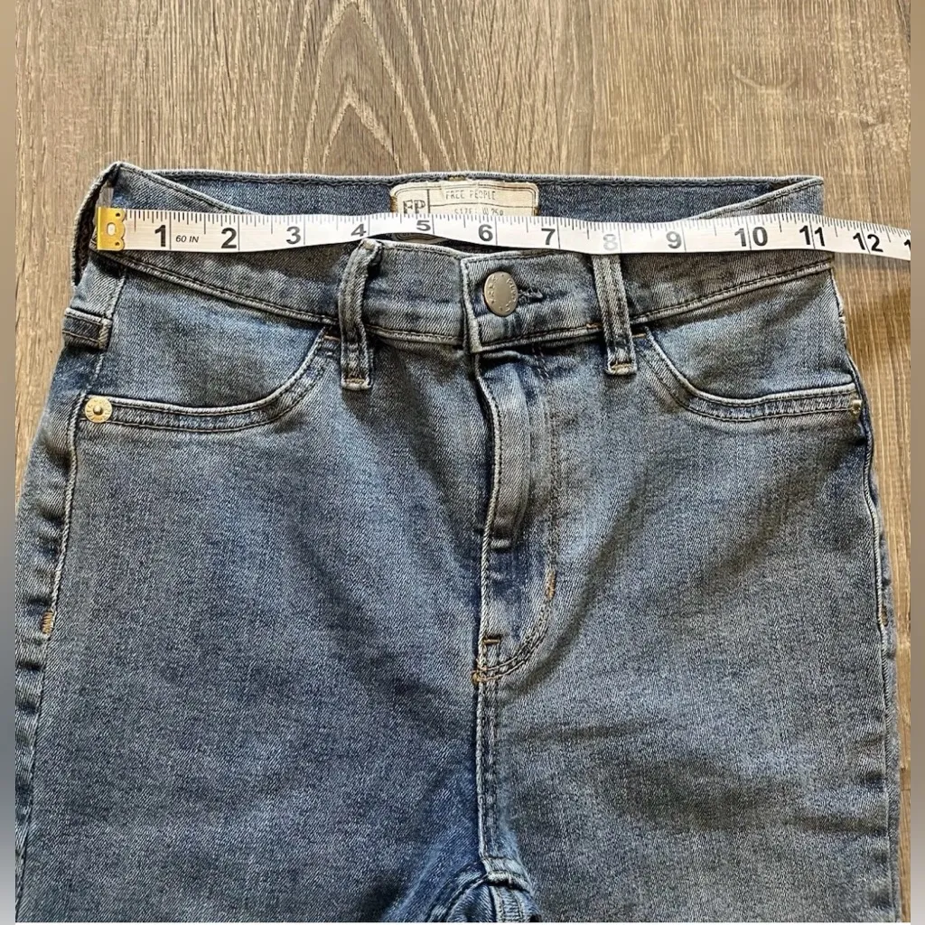 Free People Skinny Jeans Womens Size 25R Denim Boho Mid Rise Festival Stretch - Image 2