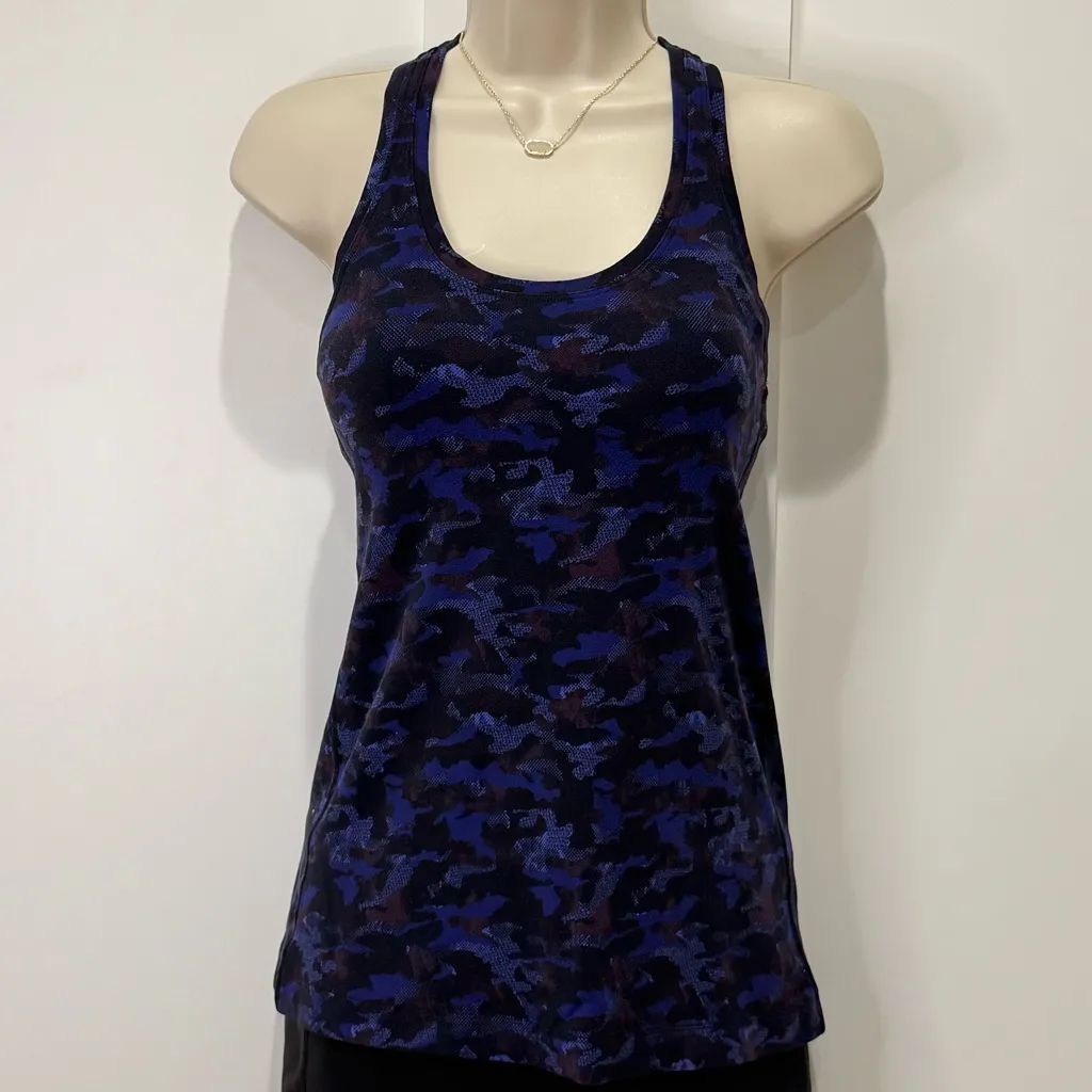 Lululemon Cool Racerback II Tank Top Mini Hounds Camo Emperor Blue Black Size 6 - Image 5
