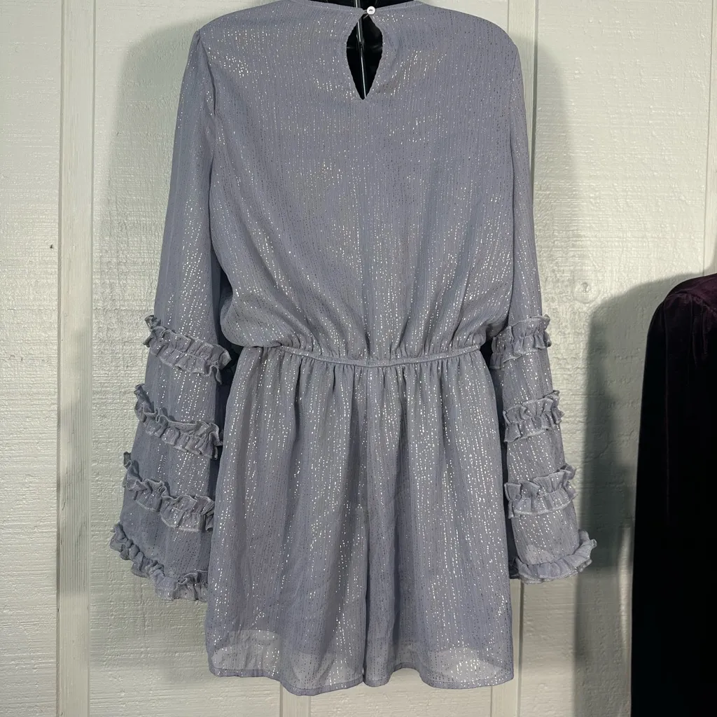 Entro  Women’s Lavender  Romper Size Medium EUC - Image 9