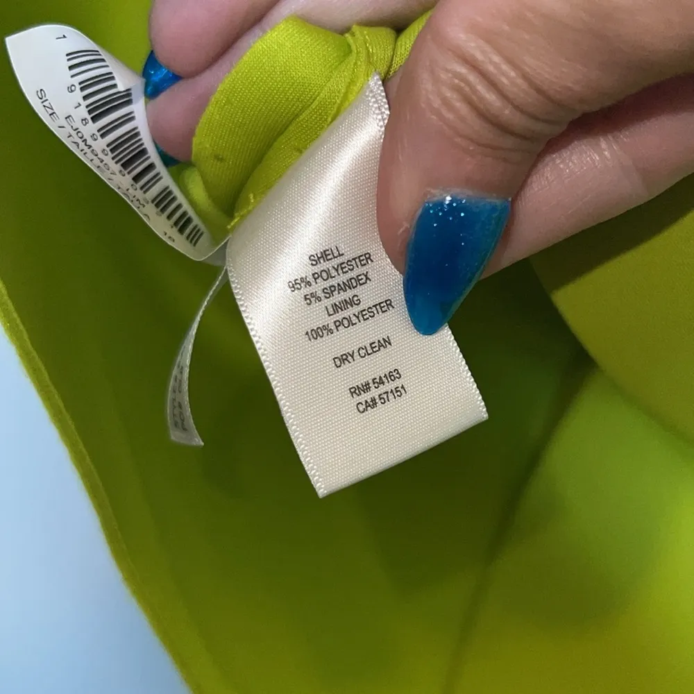 NWT  One Shoulder Scuba Crepe Cocktail Dress - Image 8