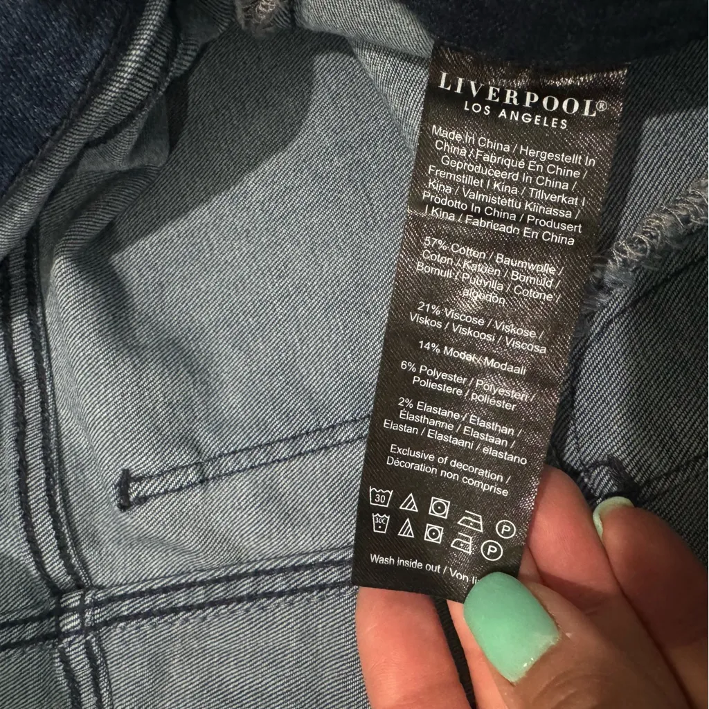 NWT Stitch Fix Liverpool Sienna Legging Pull-On Jean In Harlow Size 2/26 - Image 4