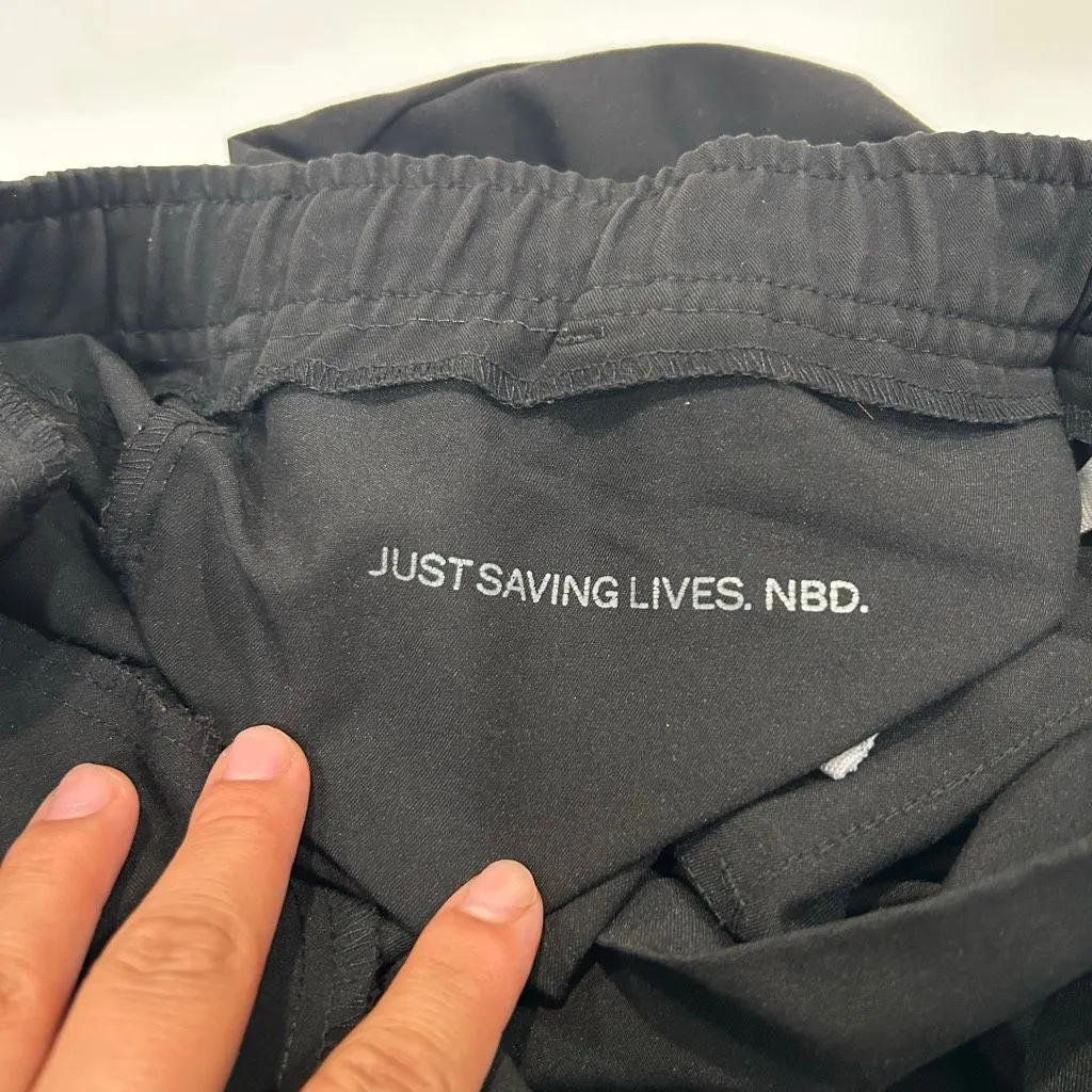 FIGS Black Scrub Jogger Pants Women’s Large Short Technical Collection - Image 9