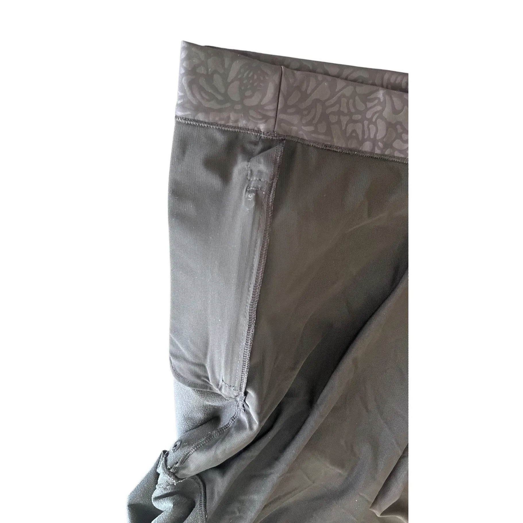 Lululemon 1/4 Back Zip Womens 8 Floral Pullover Jacket Sweatshirt Black - Image 2