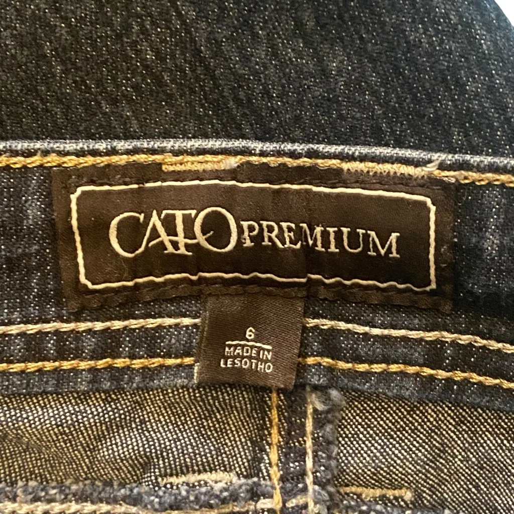 Cato Premium Classic Dark Blue Jeans with Embroidery Detail Size 6 - Image 2