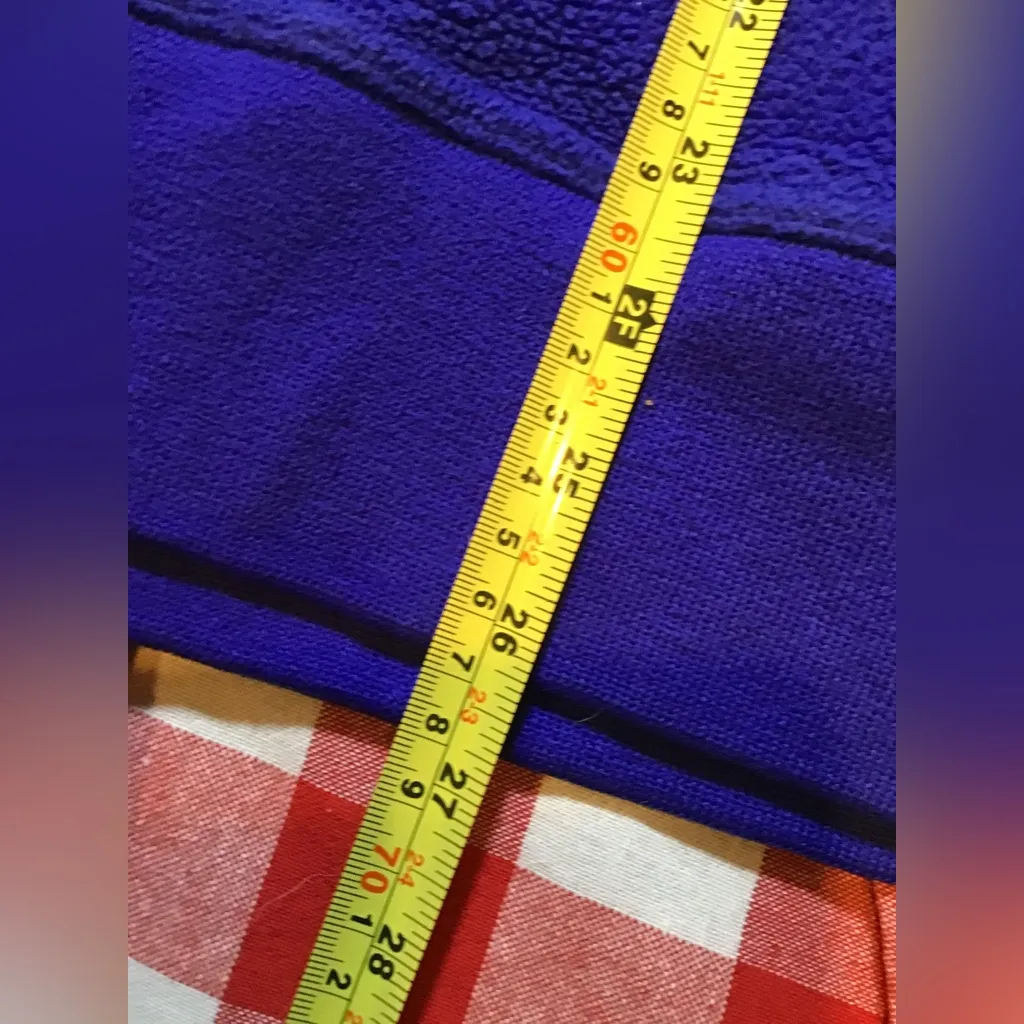 Vintage Disney store Mickey Mouse on ice skates Fleece size large - Image 5