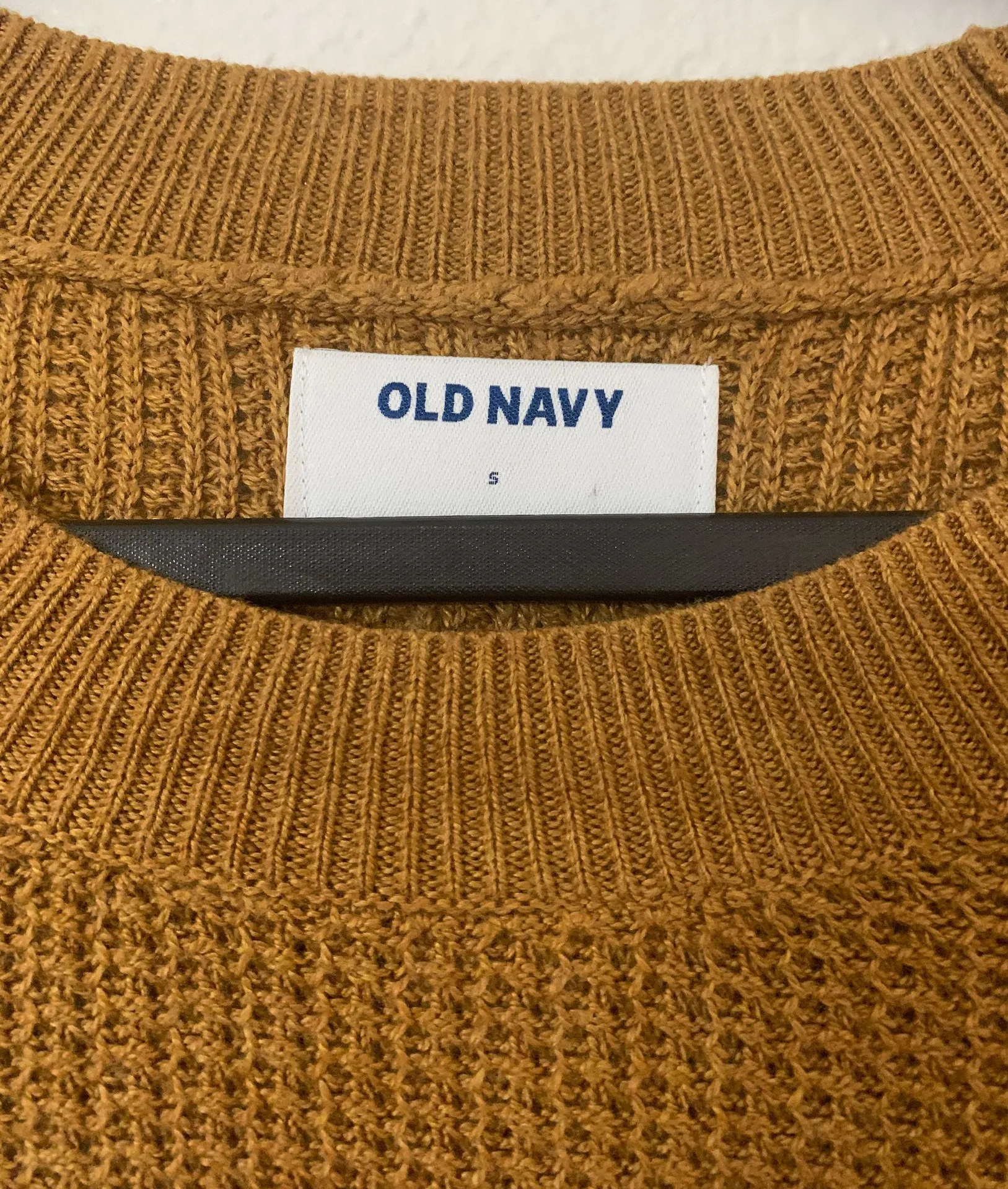 Old Navy Sweater - Image 3