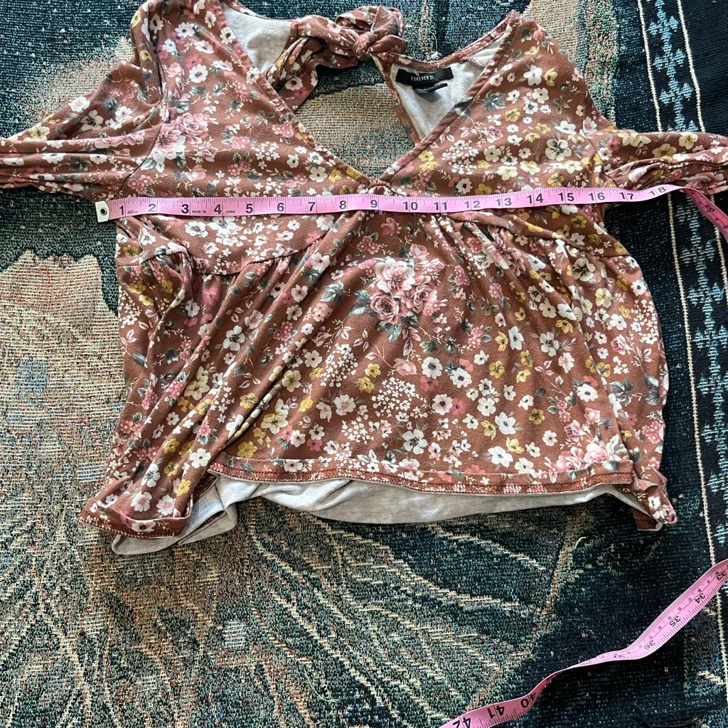 Forever 21 Brown Floral Boho Blouse Women’s M Long Sleeve Tie Back Peasant Top - Image 12