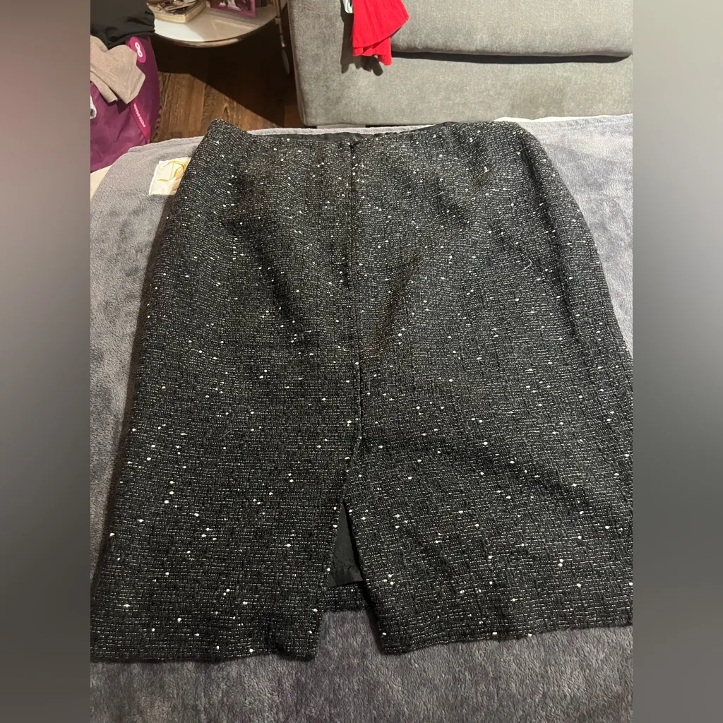 Ann Taylor Charcoal Tweed Pencil Skirt 10 - Image 3