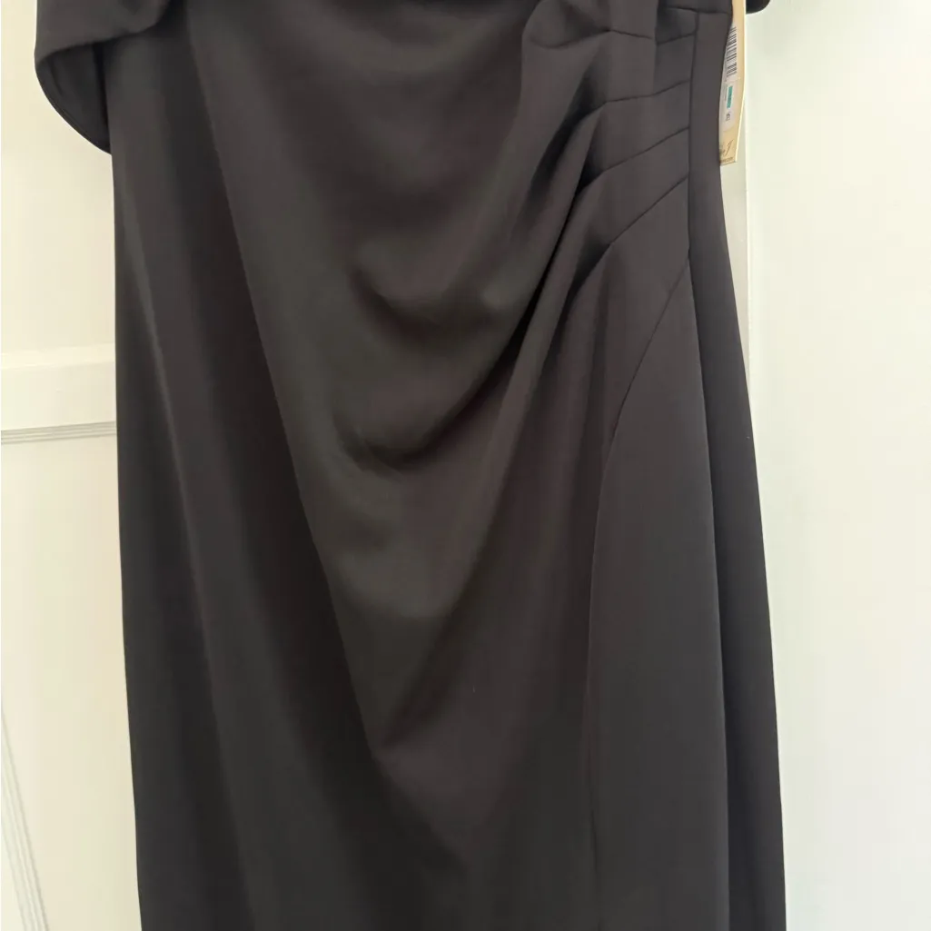 Eliza J  Black One-Shoulder Dress with Bow - Image 8