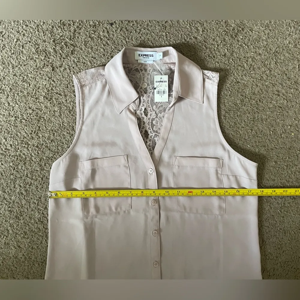 NWT Express Button-Up Blouse Collared Tank Top with Lace Back, Pink, Size Small - Image 6
