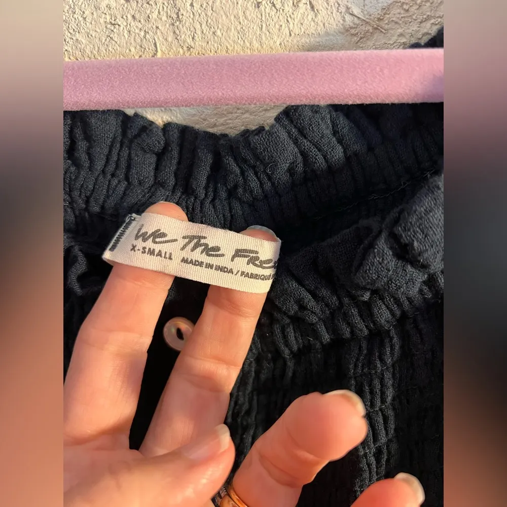 We The Free Black Puff Sleeve Ruffled Crop Blouse summer beach resortwear oversz - Image 3