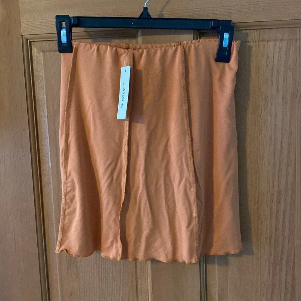 Glassons XS Orange Skirt New with tag - Image 2