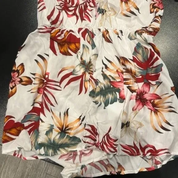 SheIn Rayon White Floral Shorts Romper Womens Large Sleeveless Size 8/10 - Image 3