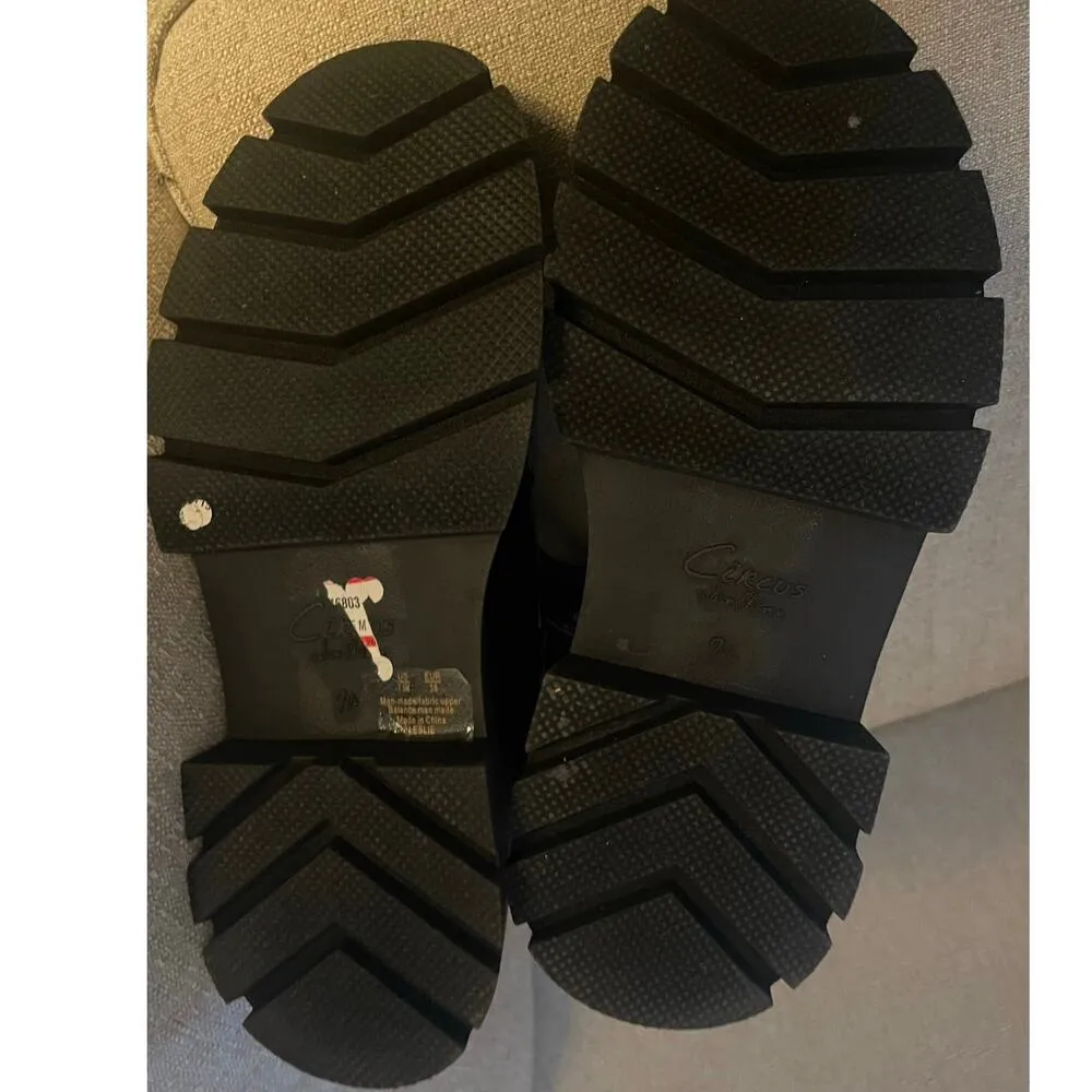 Circus by Sam Edelman Leslie Patent Pull on Chelsea Boot, C84 - Image 5