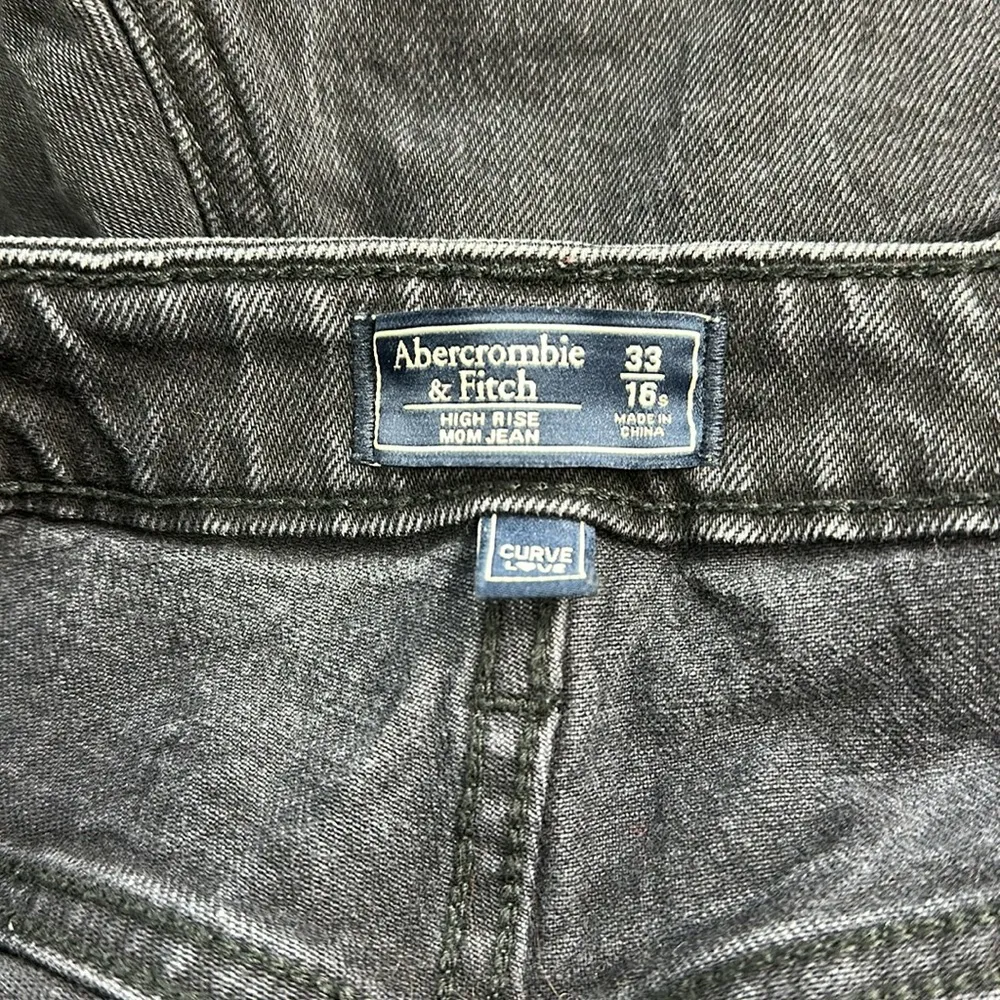 Abercrombie Curve Love High Rise Mom Jeans - Image 3