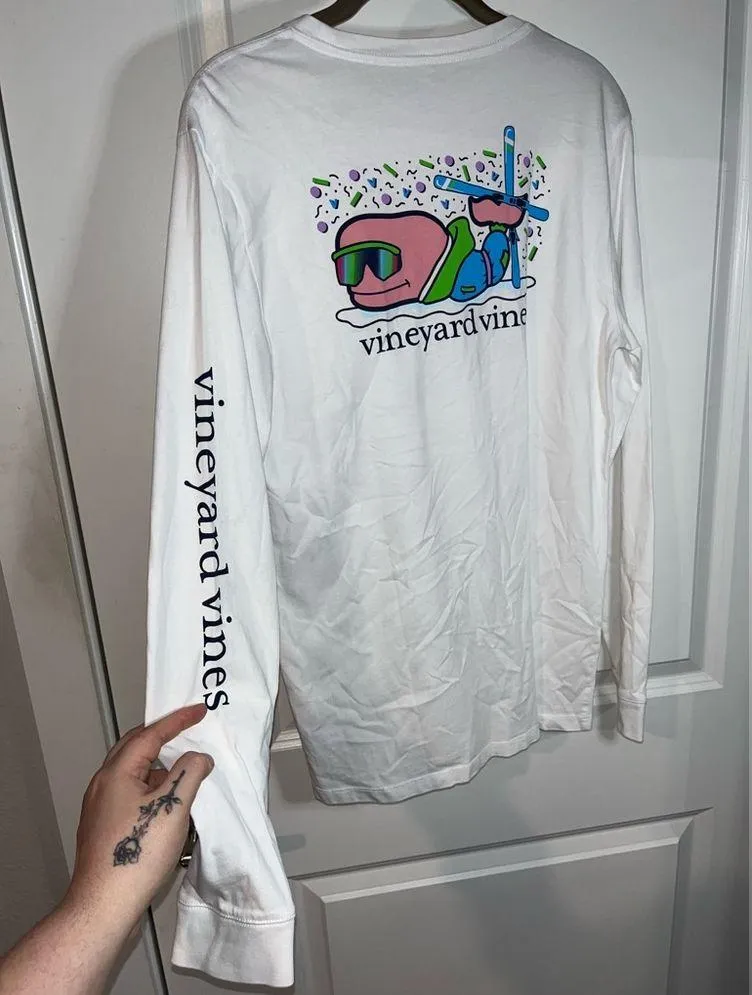 Vineyard Vines Snow Ski Whale Design White Cotton Long Sleeve Tshirt Size XL - Image 5
