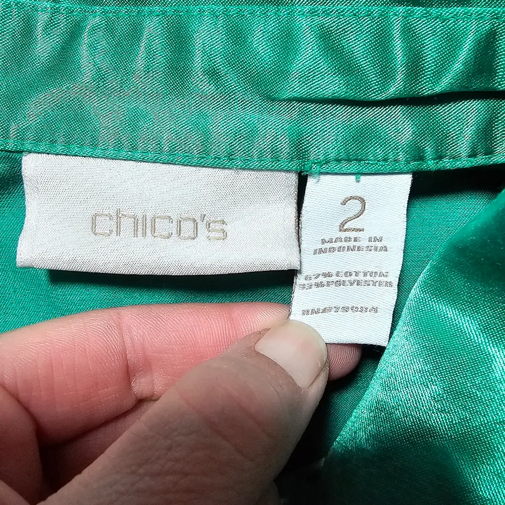 Chicos Emerald Green Satin Trucker Jacket Size 2 (Large) - Image 5