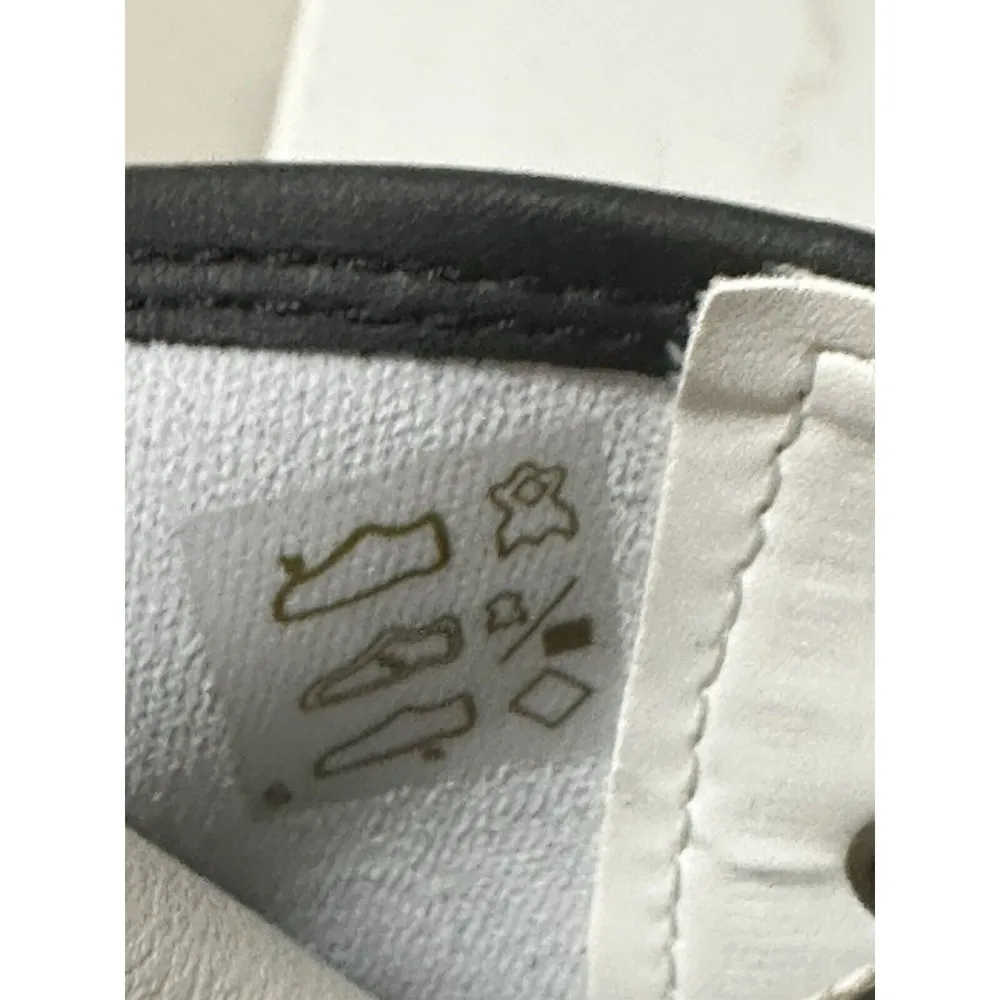 Dr. Martens Dr. Doc Martens Zavala Combat Leather Boots White AW004 Women's 10 | Men's 9 NEW - Image 9