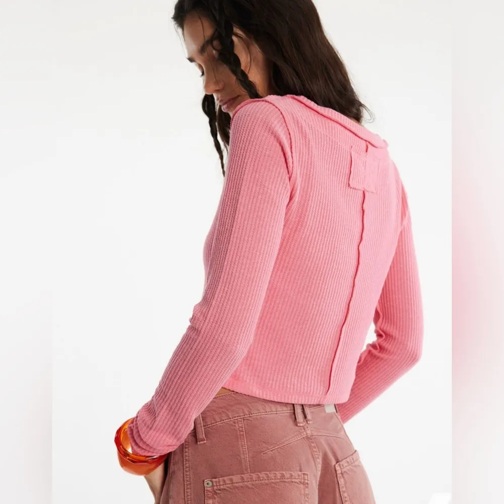 Free People Care FP Manchester Long Sleeve NWT XL pink confetti v neck - Image 2