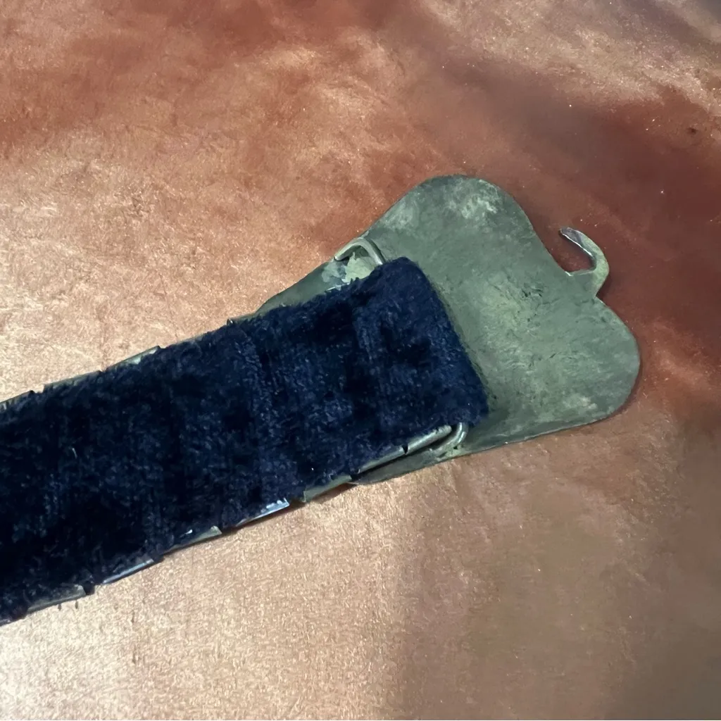 Vintage Artisan Indian Brass floral hearts metal etched lined Belt boho Gold - Image 8