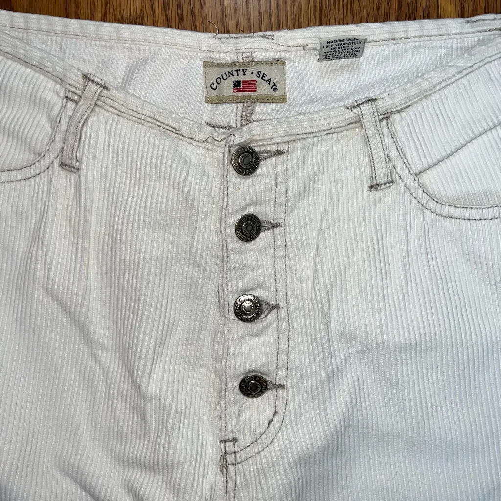 Super Cute Vintage 1980s/90s County Seat High - Image 4