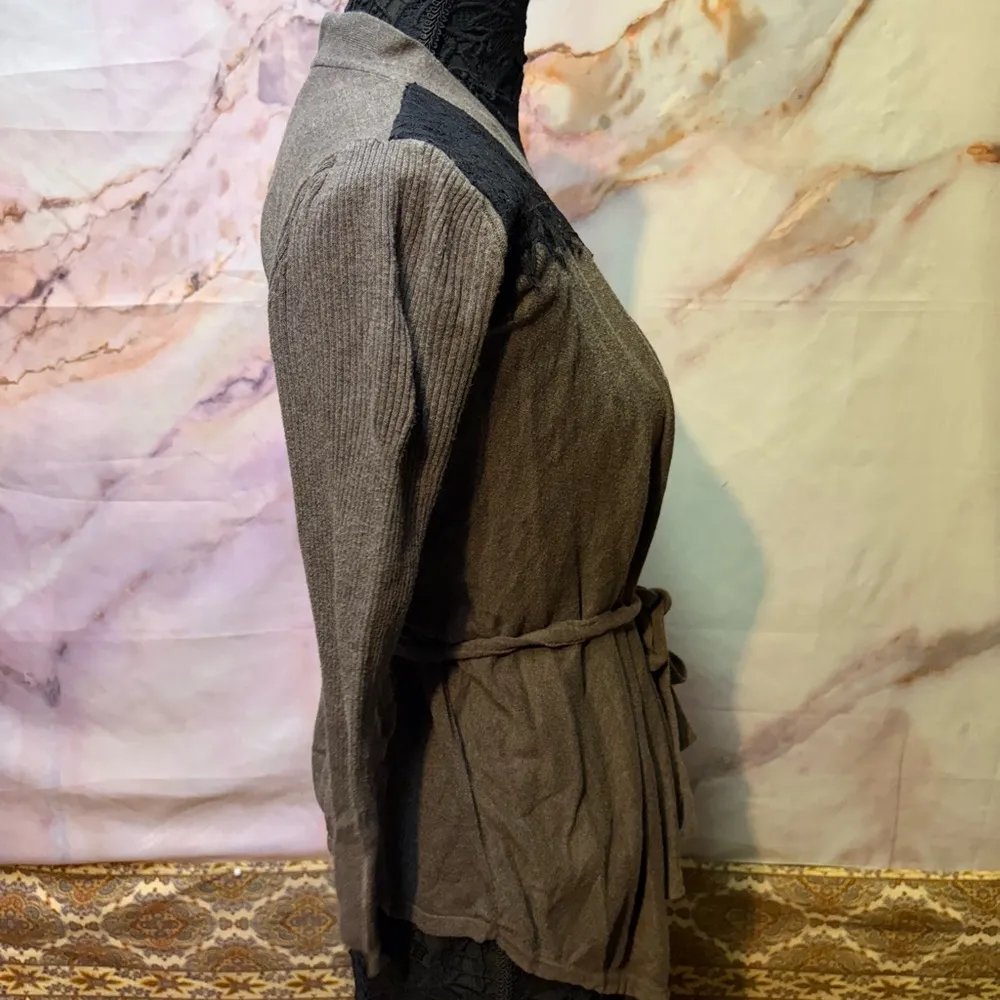 Daisy Fuentes Gray and Black Lace Cardigan Sweater - Image 3