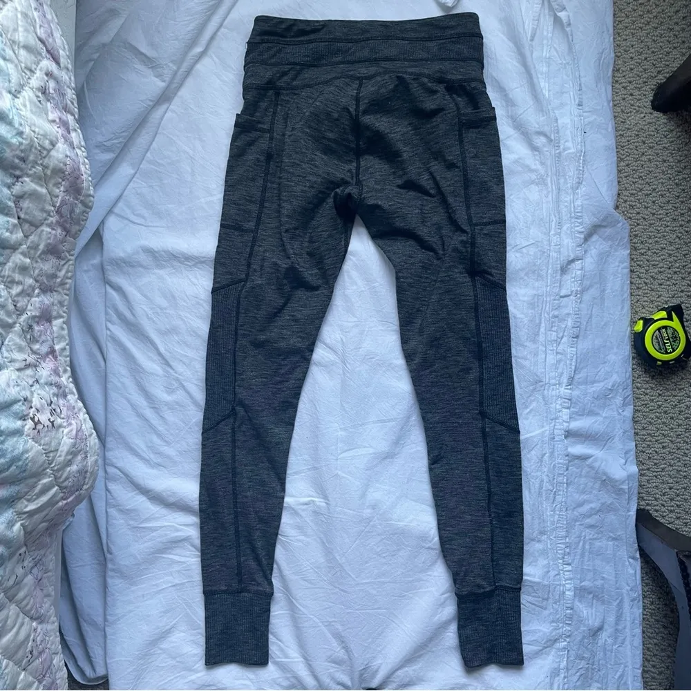 Athleta Excursion Tight Activewear Athleisure Leggings Size Small - Image 4